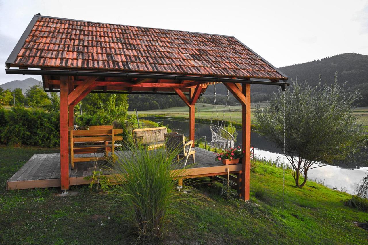 House Arupium - Hot Tub Villa Otocac Exterior photo