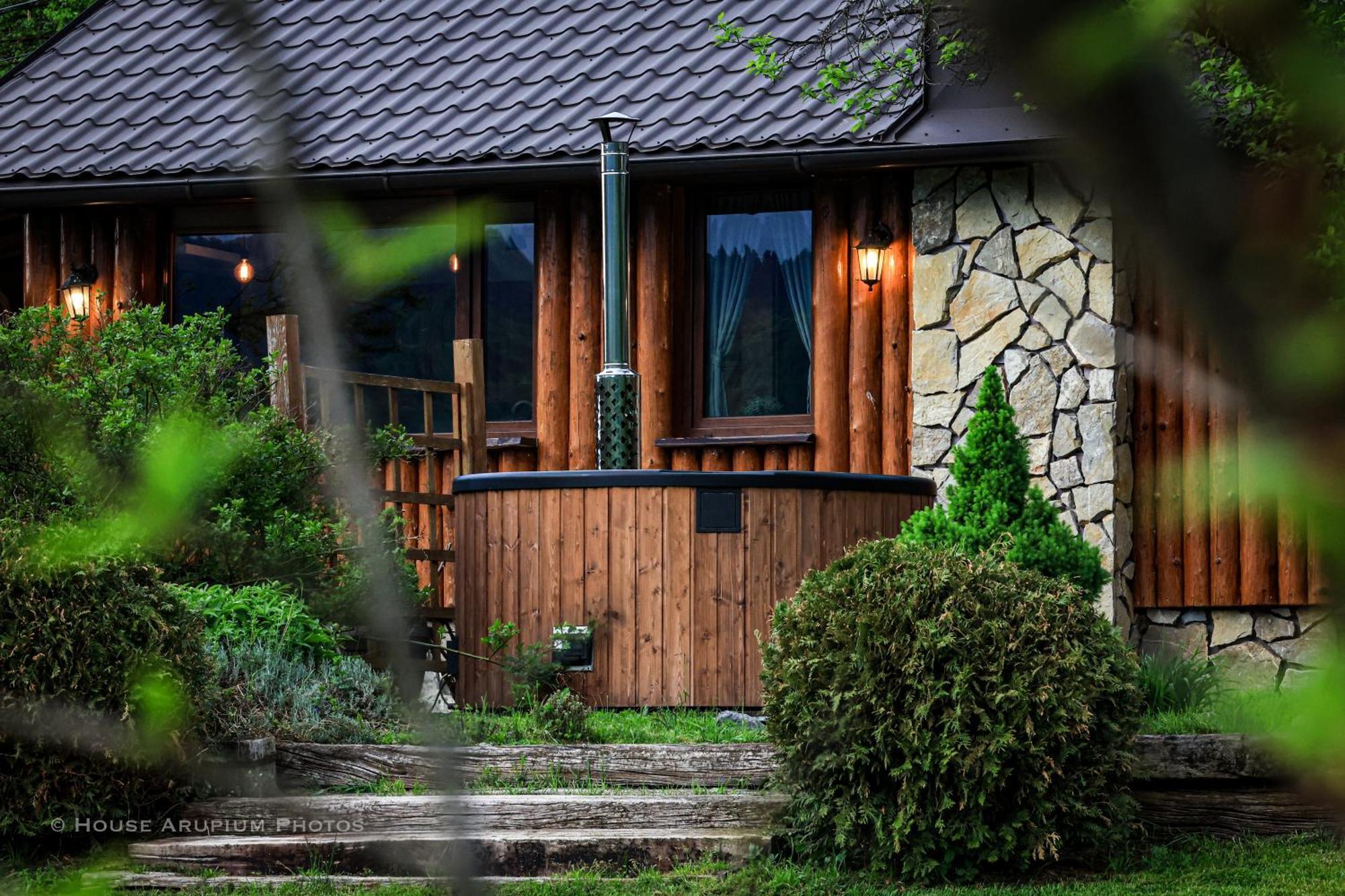 House Arupium - Hot Tub Villa Otocac Exterior photo